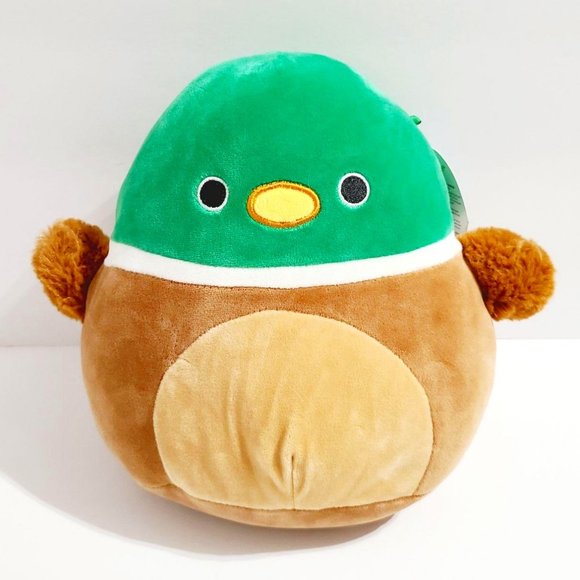 avery squishmallow 16